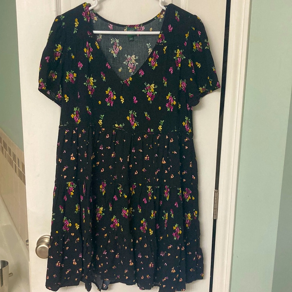 Target Wild Fable black floral babydoll v-neck dress, size Medium